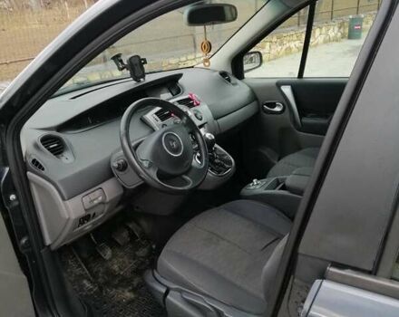Рено Гранд Сценик, объемом двигателя 1.87 л и пробегом 225 тыс. км за 5700 $, фото 3 на Automoto.ua