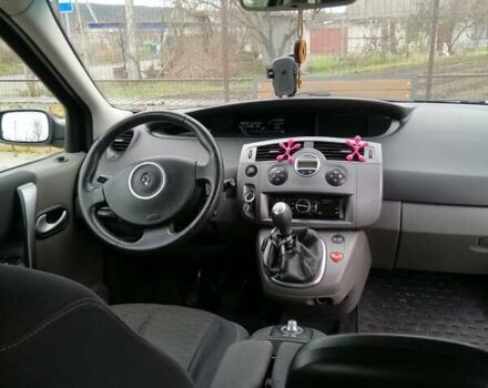 Рено Гранд Сценик, объемом двигателя 1.87 л и пробегом 225 тыс. км за 5700 $, фото 2 на Automoto.ua