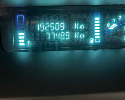 Рено Гранд Сценик, объемом двигателя 1.9 л и пробегом 192 тыс. км за 6700 $, фото 12 на Automoto.ua