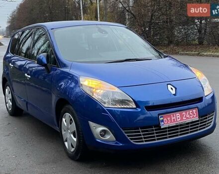 Рено Гранд Сценик, объемом двигателя 2 л и пробегом 200 тыс. км за 7999 $, фото 4 на Automoto.ua