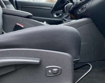 Рено Гранд Сценик, объемом двигателя 2 л и пробегом 200 тыс. км за 7999 $, фото 12 на Automoto.ua