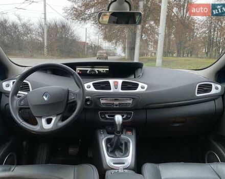 Рено Гранд Сценик, объемом двигателя 2 л и пробегом 200 тыс. км за 7999 $, фото 24 на Automoto.ua