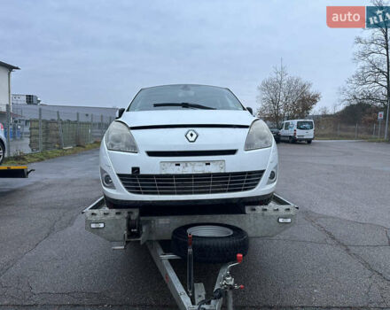 Рено Гранд Сценик, объемом двигателя 0 л и пробегом 134 тыс. км за 4950 $, фото 4 на Automoto.ua