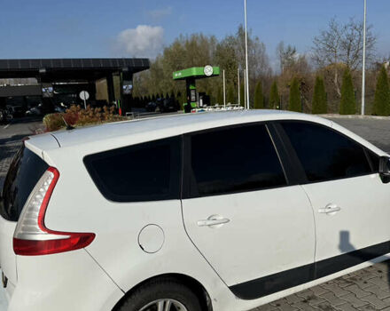 Рено Гранд Сценик, объемом двигателя 0 л и пробегом 395 тыс. км за 5200 $, фото 16 на Automoto.ua