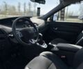Рено Гранд Сценик, объемом двигателя 2 л и пробегом 180 тыс. км за 8500 $, фото 27 на Automoto.ua