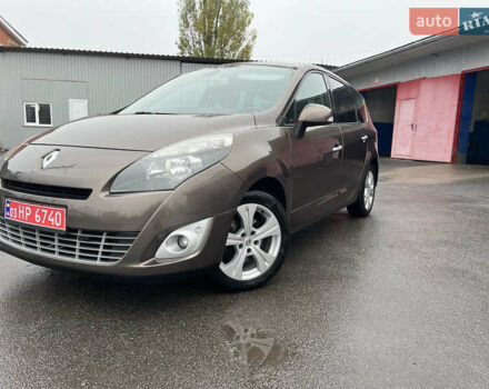 Рено Гранд Сценик, объемом двигателя 1.6 л и пробегом 180 тыс. км за 8200 $, фото 14 на Automoto.ua