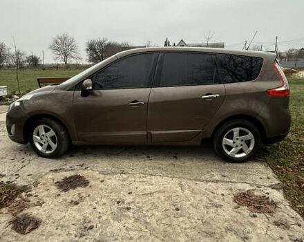 Рено Гранд Сценик, объемом двигателя 1.5 л и пробегом 180 тыс. км за 7350 $, фото 7 на Automoto.ua