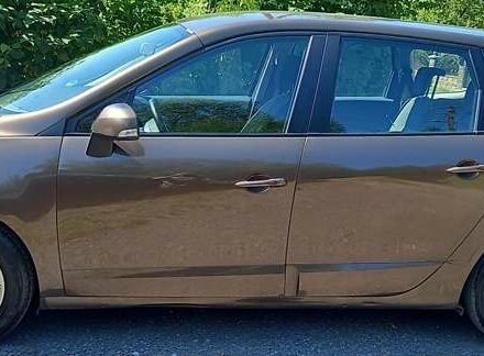 Рено Гранд Сценік, об'ємом двигуна 1.5 л та пробігом 282 тис. км за 6300 $, фото 4 на Automoto.ua