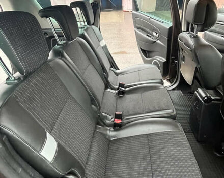 Рено Гранд Сценик, объемом двигателя 1.6 л и пробегом 180 тыс. км за 8200 $, фото 30 на Automoto.ua