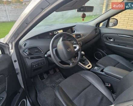 Рено Гранд Сценик, объемом двигателя 1.6 л и пробегом 188 тыс. км за 6500 $, фото 8 на Automoto.ua