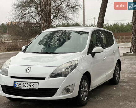 Рено Гранд Сценик, объемом двигателя 1.5 л и пробегом 243 тыс. км за 7500 $, фото 2 на Automoto.ua