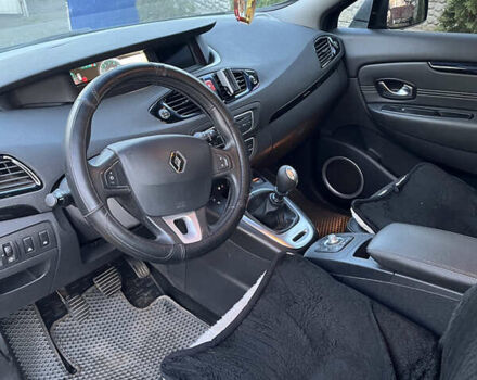 Рено Гранд Сценік, об'ємом двигуна 1.6 л та пробігом 245 тис. км за 7099 $, фото 8 на Automoto.ua