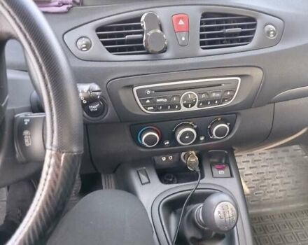 Рено Гранд Сценик, объемом двигателя 1.46 л и пробегом 242 тыс. км за 7000 $, фото 1 на Automoto.ua