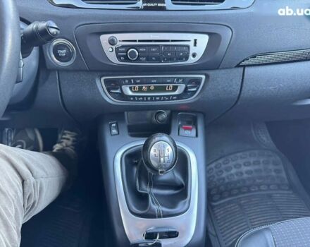 Рено Гранд Сценик, объемом двигателя 1.4 л и пробегом 206 тыс. км за 7950 $, фото 19 на Automoto.ua