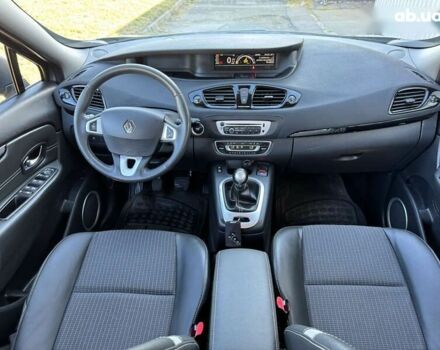 Рено Гранд Сценик, объемом двигателя 1.4 л и пробегом 206 тыс. км за 7950 $, фото 12 на Automoto.ua