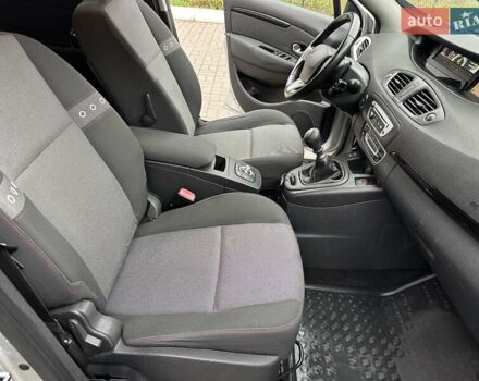 Рено Гранд Сценік, об'ємом двигуна 1.5 л та пробігом 214 тис. км за 8890 $, фото 28 на Automoto.ua