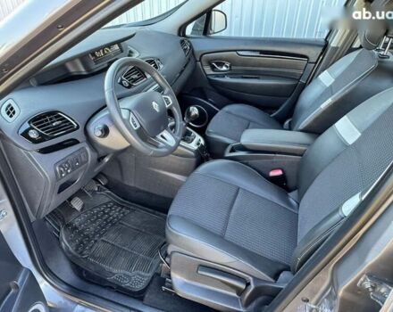 Рено Гранд Сценик, объемом двигателя 1.4 л и пробегом 206 тыс. км за 7950 $, фото 8 на Automoto.ua