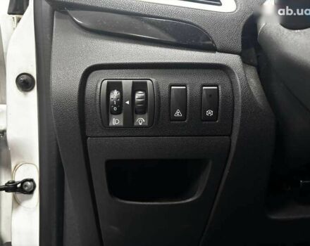 Рено Гранд Сценик, объемом двигателя 0 л и пробегом 281 тыс. км за 7690 $, фото 19 на Automoto.ua