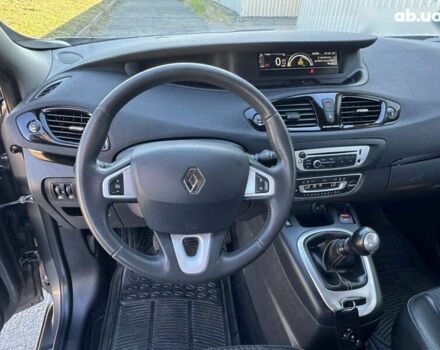 Рено Гранд Сценик, объемом двигателя 1.4 л и пробегом 206 тыс. км за 7950 $, фото 11 на Automoto.ua
