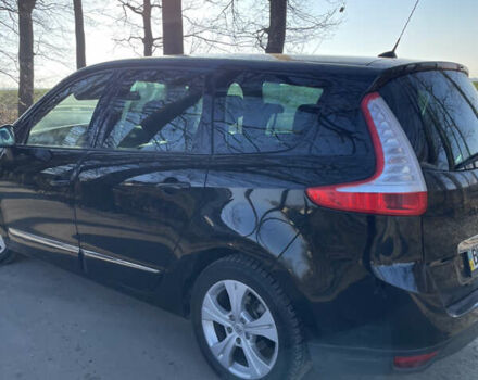 Рено Гранд Сценик, объемом двигателя 1.46 л и пробегом 373 тыс. км за 9000 $, фото 3 на Automoto.ua