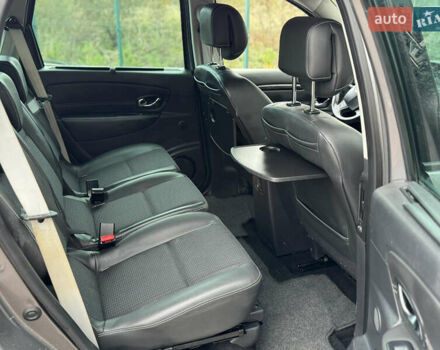 Рено Гранд Сценік, об'ємом двигуна 0 л та пробігом 214 тис. км за 9350 $, фото 43 на Automoto.ua