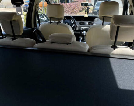 Рено Гранд Сценик, объемом двигателя 1.6 л и пробегом 232 тыс. км за 9300 $, фото 15 на Automoto.ua