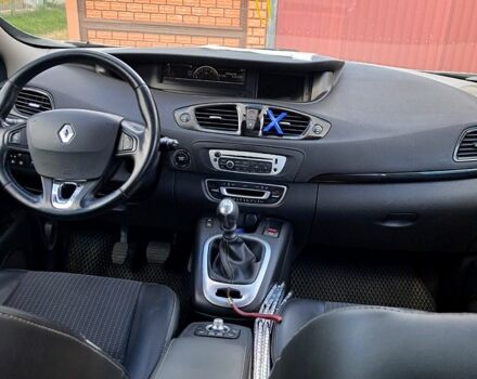 Рено Гранд Сценик, объемом двигателя 1.5 л и пробегом 310 тыс. км за 9500 $, фото 7 на Automoto.ua