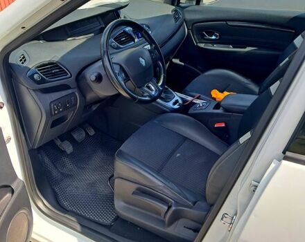 Рено Гранд Сценик, объемом двигателя 1.5 л и пробегом 310 тыс. км за 9500 $, фото 5 на Automoto.ua