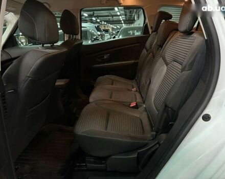 Рено Гранд Сценик, объемом двигателя 1.7 л и пробегом 174 тыс. км за 17500 $, фото 21 на Automoto.ua