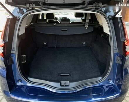 Рено Гранд Сценик, объемом двигателя 1.7 л и пробегом 137 тыс. км за 17499 $, фото 28 на Automoto.ua