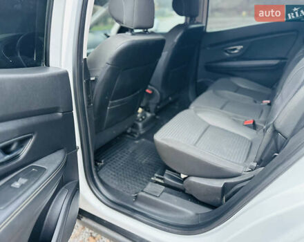 Рено Гранд Сценік, об'ємом двигуна 1.7 л та пробігом 188 тис. км за 16300 $, фото 5 на Automoto.ua