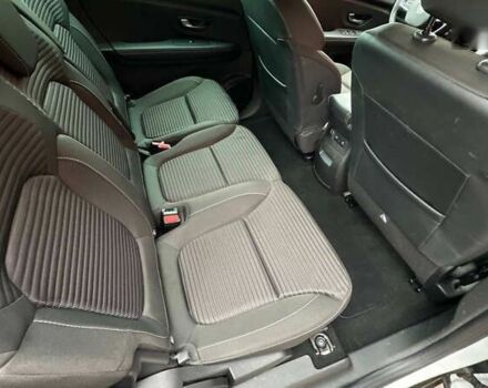 Рено Гранд Сценик, объемом двигателя 1.7 л и пробегом 174 тыс. км за 17200 $, фото 20 на Automoto.ua