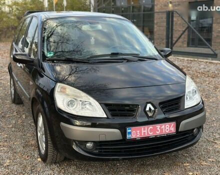 Рено Гранд Сценик, объемом двигателя 2 л и пробегом 211 тыс. км за 5600 $, фото 1 на Automoto.ua
