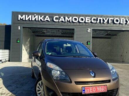 Рено Гранд Сценик, объемом двигателя 16 л и пробегом 273 тыс. км за 6600 $, фото 1 на Automoto.ua