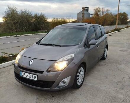 Рено Гранд Сценик 2009 в Николаеве на Automoto.ua Рено Гранд Сценик, объемом двигателя 1.4 л и пробегом 238 тыс. км за 8500 $, фото 1 на Automoto.ua