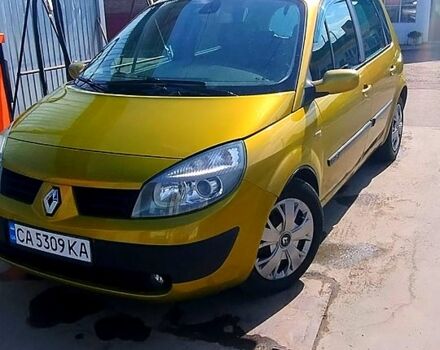 Желтый Рено Гранд Сценик, объемом двигателя 1.9 л и пробегом 226 тыс. км за 6000 $, фото 1 на Automoto.ua