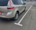 Жовтий Рено Гранд Сценік, об'ємом двигуна 1.6 л та пробігом 221 тис. км за 8650 $, фото 3 на Automoto.ua