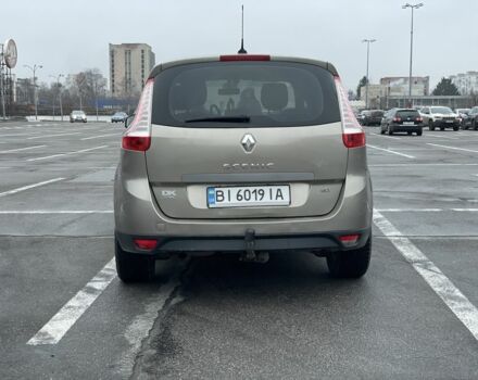 Сірий Рено Гранд Сценік, об'ємом двигуна 1.6 л та пробігом 273 тис. км за 8000 $, фото 3 на Automoto.ua