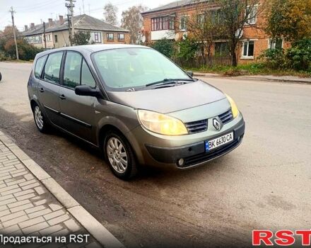 Серый Рено Гранд Сценик, объемом двигателя 1.5 л и пробегом 380 тыс. км за 3650 $, фото 2 на Automoto.ua