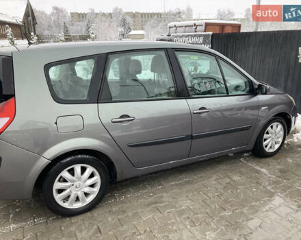 Серый Рено Гранд Сценик, объемом двигателя 1.6 л и пробегом 265 тыс. км за 5199 $, фото 4 на Automoto.ua
