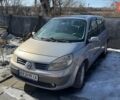 Серый Рено Гранд Сценик, объемом двигателя 2 л и пробегом 250 тыс. км за 3500 $, фото 1 на Automoto.ua