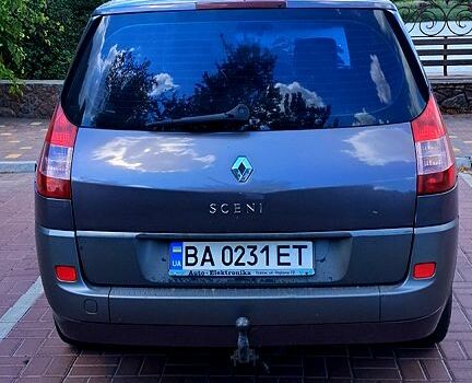 Серый Рено Гранд Сценик, объемом двигателя 1.9 л и пробегом 392 тыс. км за 4650 $, фото 2 на Automoto.ua