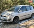 Серый Рено Гранд Сценик, объемом двигателя 1.9 л и пробегом 361 тыс. км за 1800 $, фото 1 на Automoto.ua