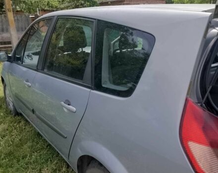 Серый Рено Гранд Сценик, объемом двигателя 1.9 л и пробегом 257 тыс. км за 4750 $, фото 4 на Automoto.ua