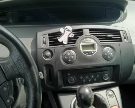 Серый Рено Гранд Сценик, объемом двигателя 1.9 л и пробегом 257 тыс. км за 4750 $, фото 3 на Automoto.ua