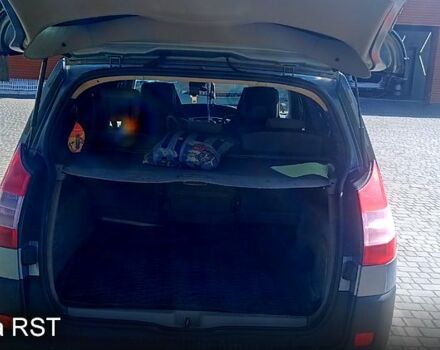 Серый Рено Гранд Сценик, объемом двигателя 2 л и пробегом 295 тыс. км за 5500 $, фото 5 на Automoto.ua