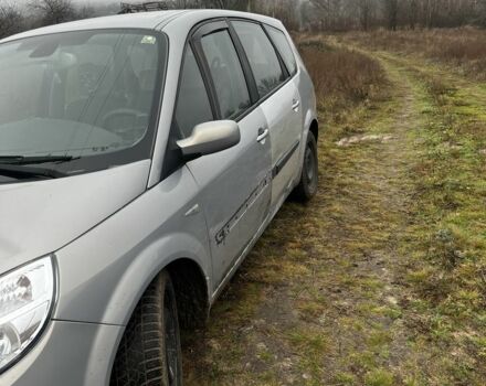 Серый Рено Гранд Сценик, объемом двигателя 2 л и пробегом 2 тыс. км за 2700 $, фото 2 на Automoto.ua