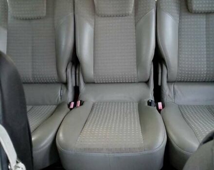 Серый Рено Гранд Сценик, объемом двигателя 1.6 л и пробегом 400 тыс. км за 4500 $, фото 7 на Automoto.ua