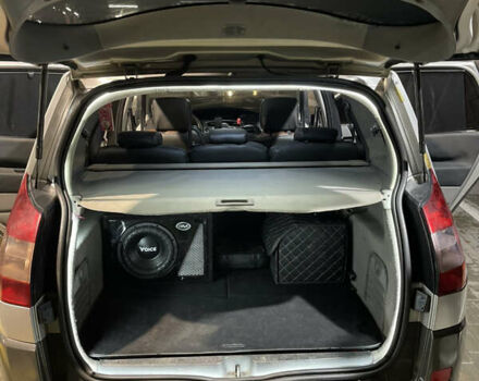 Сірий Рено Гранд Сценік, об'ємом двигуна 1.9 л та пробігом 297 тис. км за 6500 $, фото 39 на Automoto.ua