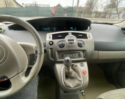 Серый Рено Гранд Сценик, объемом двигателя 1.9 л и пробегом 162 тыс. км за 4500 $, фото 6 на Automoto.ua